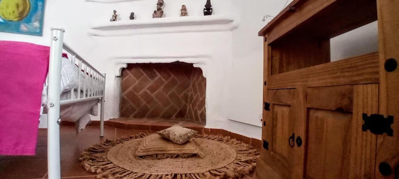 Posada Puente Romano Sedella Kültér fotó